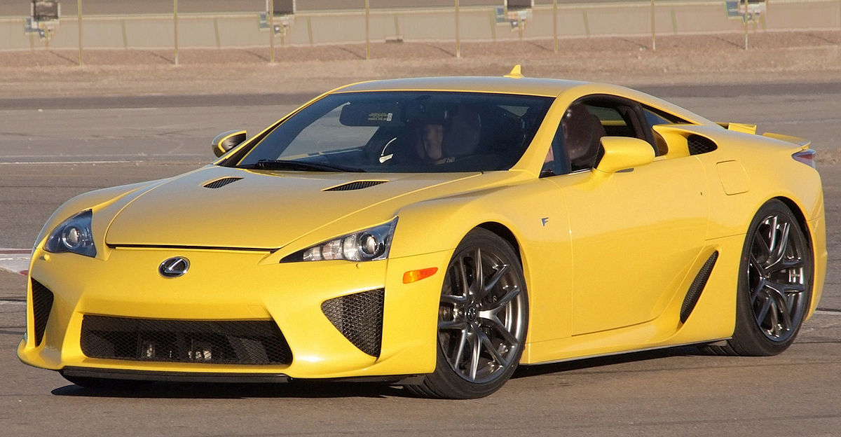 1200px-Lexus_LFA_Yellow_Las_Vegas