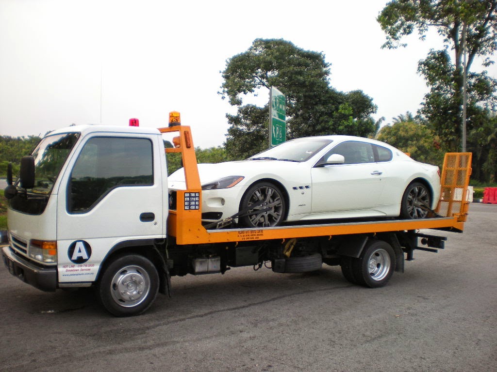 Things to think about while employing a Car Removal Facility - Cash For